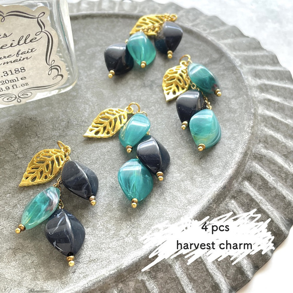 ４pcs★ charm・harvest marble  black（リーフ付タッセルチャーム）