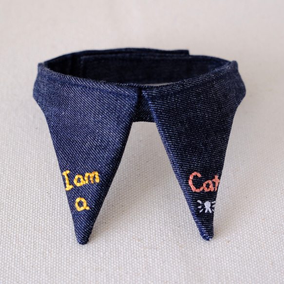 猫首輪-『I am a Cat』刺繍入りお洒落襟- 猫/ペットのアクセサリー