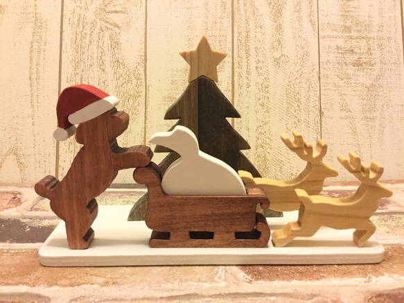 受注制作☆クリスマス☆トイプードルが遊ぶクリスマス飾り☆Christmas☆Xmas☆犬種・動物の変更可能！