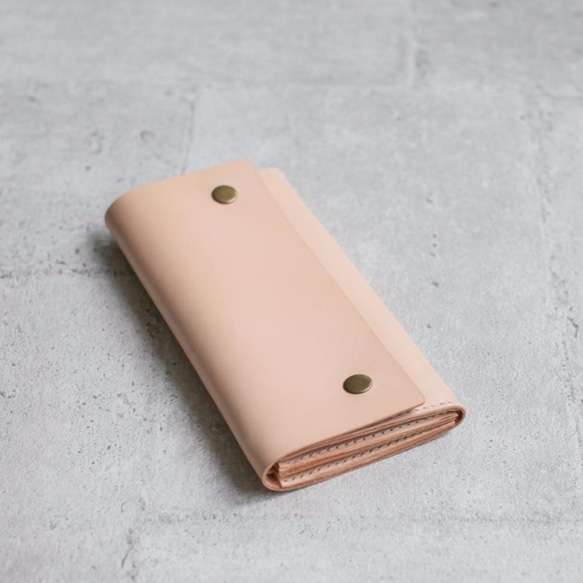 nude color vegetable cow hide leather long wallet