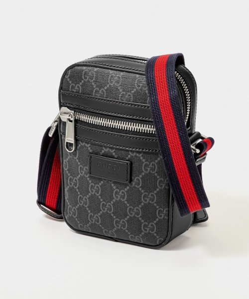 グッチ GUCCI ショルダーバッグ 682357 K5RLN  メンズ バッグ ミニショルダー GGスプリーム メッセンジャーバッグ サコッシュ 斜め掛け 本