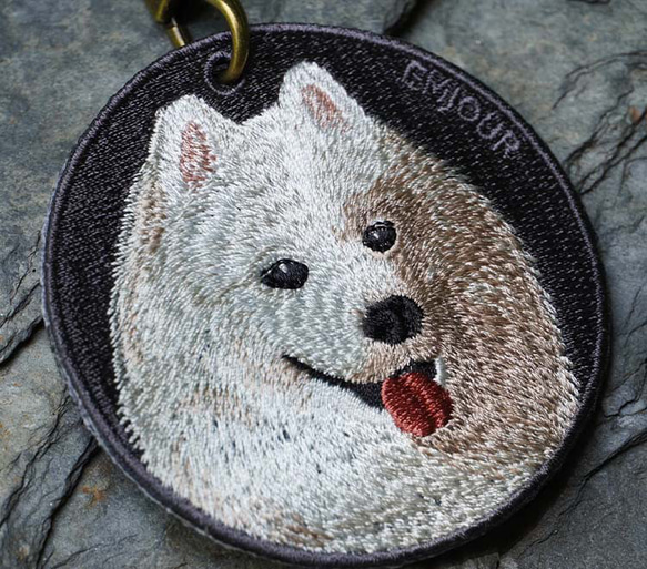 キーホルダー 犬 刺繍 チャーム ペット 動物 愛犬 サモエド プレゼント ギフト  両面 ストラップ or-017