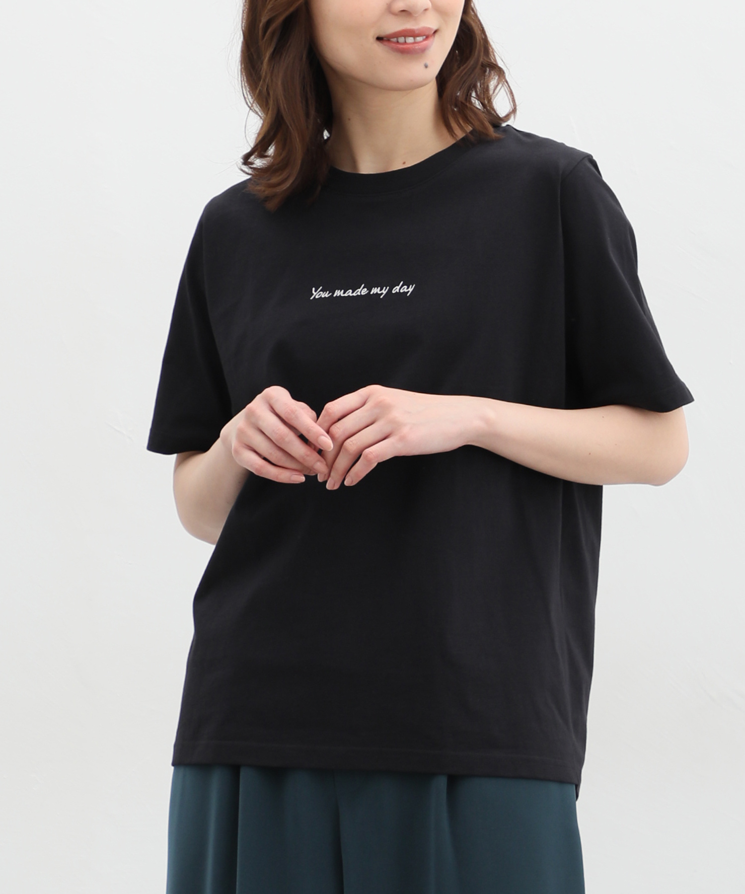 シネマクラブ/ロゴ刺繍Ｔシャツ トップス Tシャツ レディース 白 黒 半袖 刺繍 おしゃれ