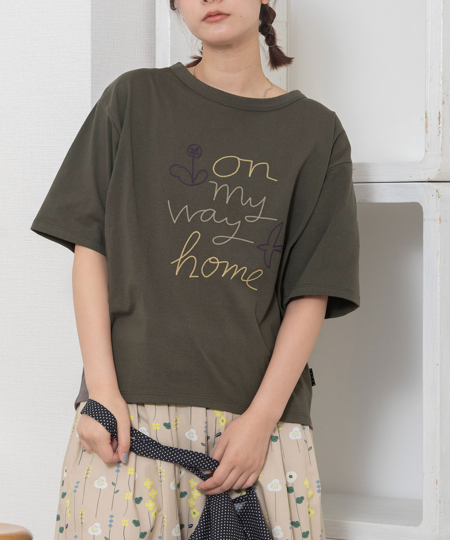 プードゥドゥ/on my way home刺繍Tシャツ