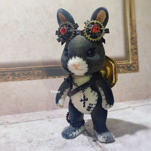 カスタム ウサギファミリー ホワイト シルバニアファミリーの人形 「Steampunk Toy Bunny」OB1 シー