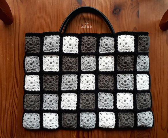 Mosaic tote-S (Gray)