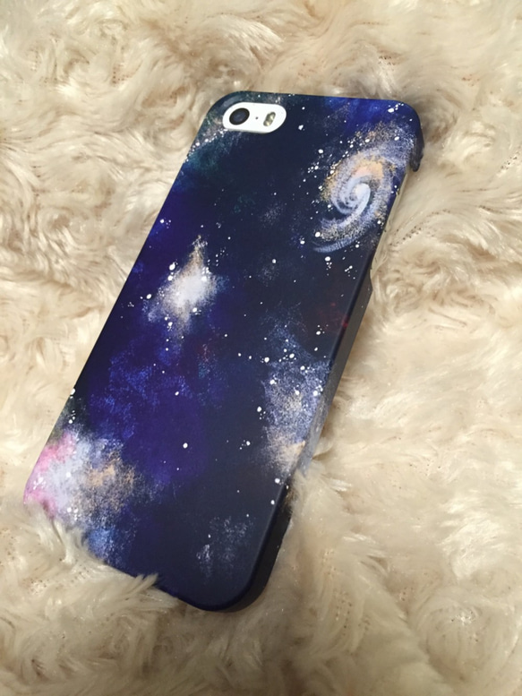 きらめく宇宙のスマホカバー