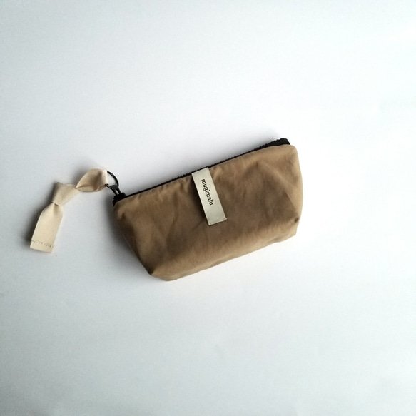 poitto16 マチ5 typewriter POUCH ベージュ