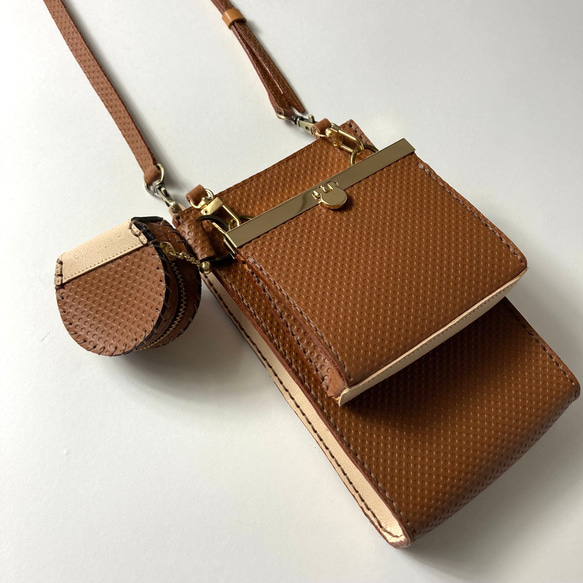 【これひとつでお出かけ】smartphone case & wallet #brown