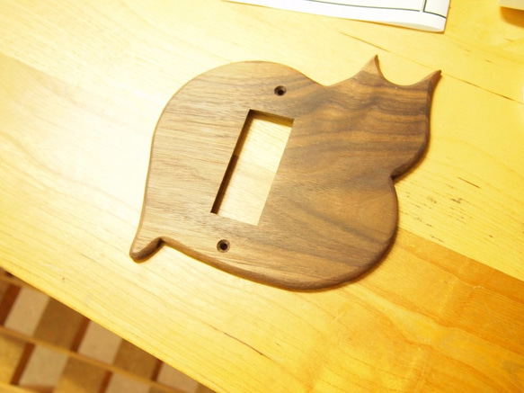 オーダー木の優しさ感じる　wood　スイッチ　カバー　ねこ　opposite