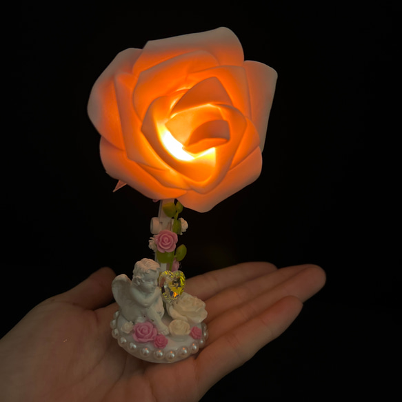 エンジェルの薔薇のミチニュアライト LED ピンク - （ciraspizza.com）