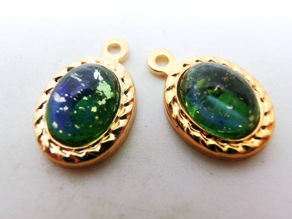 ～再々‥販～＜2個＞15×10mm ヴィンテージ　シラーオパールグラスチャーム