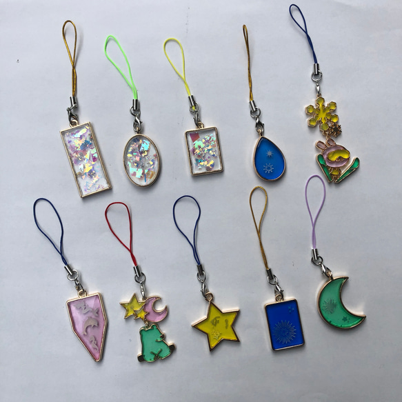 キーホルダー　レジン　ハンドメイド