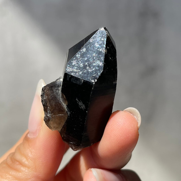 ナミビア産【スモーキークォーツ（Smoky Quartz）煙水晶】鉱物 天然石