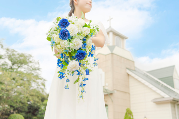 爽やかな青と白のマリンブルーなブーケ リゾート婚おすすめ インパクト造花前撮りお色直し【ウェディングブーケ】