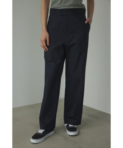 lowrise chino pants