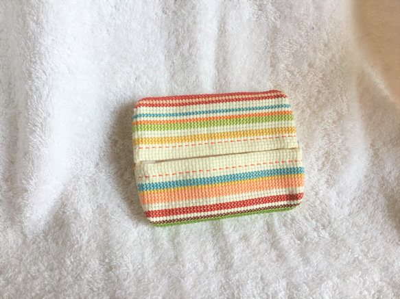 刺繍のポケットティッシュケース（カラーボーダー）