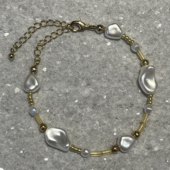 gold pearl bracelet