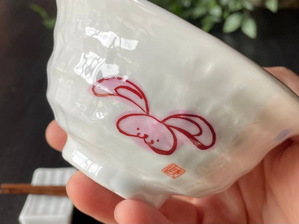 干支　子ども食器　ろくべ型豆茶碗 ＜卯（ピンク）＞