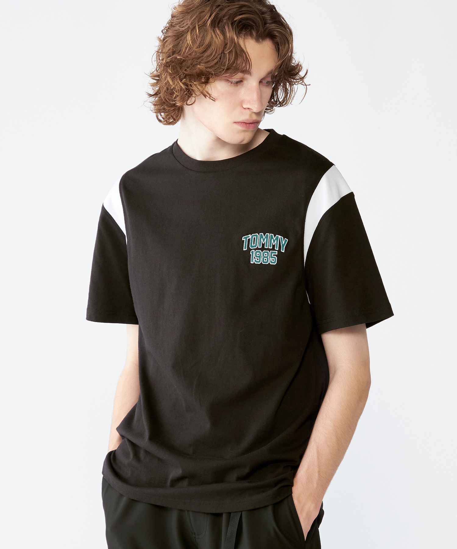 トミージーンズ/TJM REG VARSITY MESH TEE