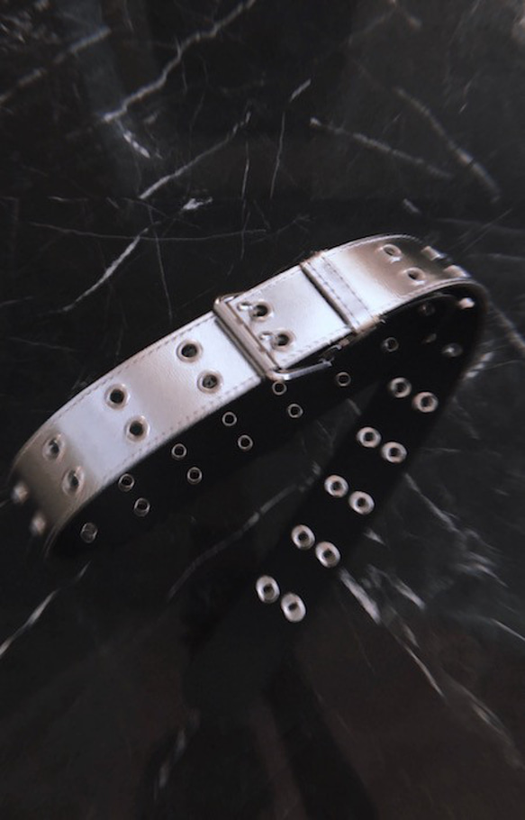 Double Eyelet Belt (metallic silver) ベルト ブラック 黒 カジュアル