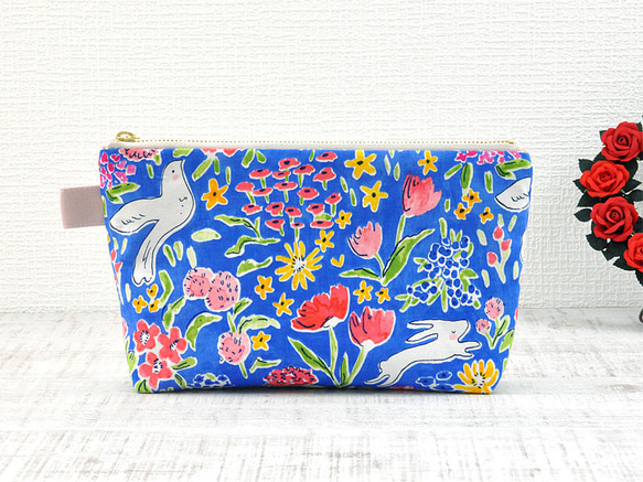 collection pouch♦USAコットン/お花畑の鳥とウサギさん