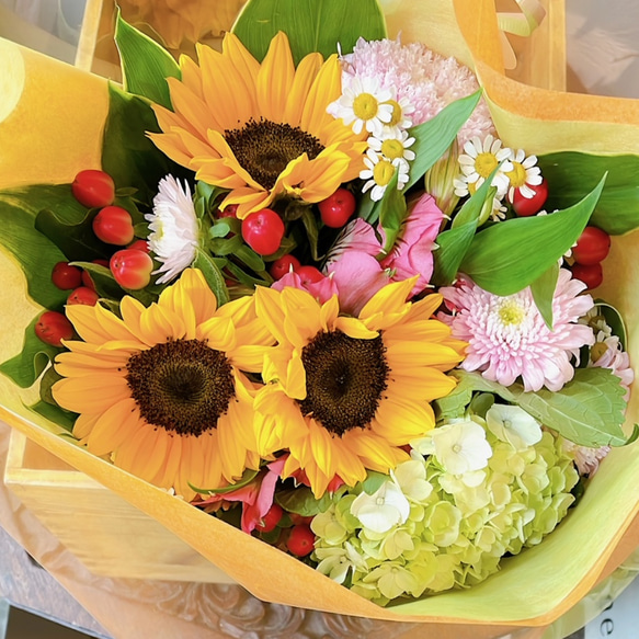 【生花】ひまわりの花束　ひまわりと他のお花の花束選べます