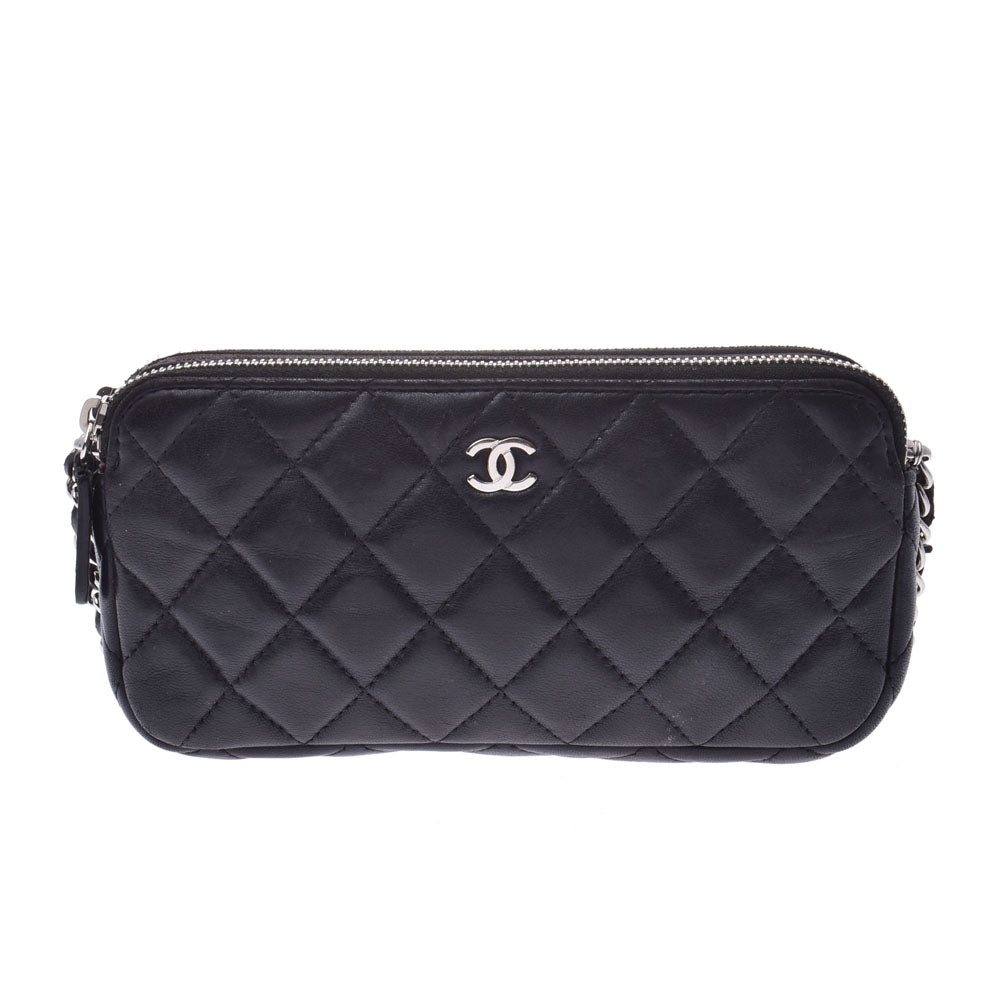 CHANEL シャネル  14143 黒 シルバー金具 レディース ラムスキン クラッチバッグ  中古