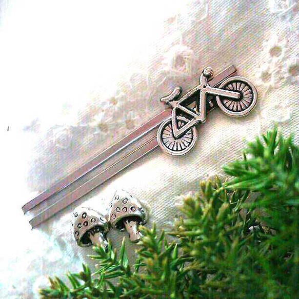 自転車のネクタイピン