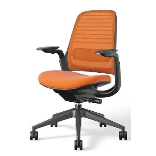 大塚家具 Steelcase(スチールケース)デスクチェア「シリーズ1」ブラックフレーム 座タンジェリン