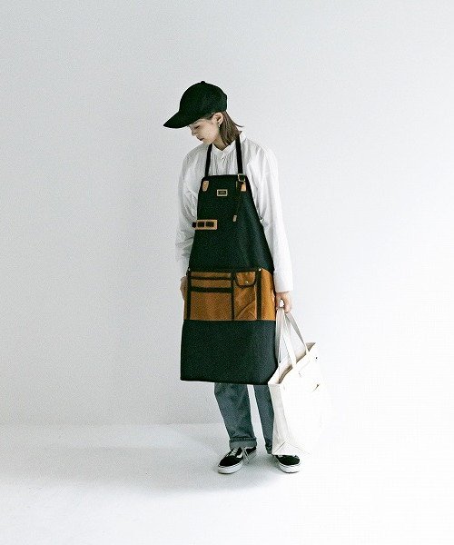 AS2OV / アッソブ CANVAS APRON － L BLACK