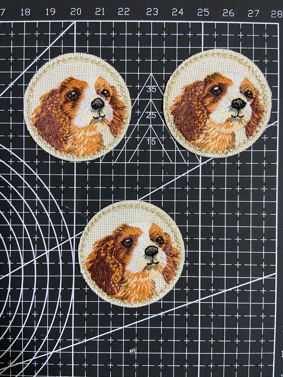 3枚入犬　わんちゃん　刺繍アイロンワッペン