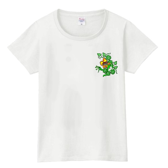 魔女サンドラ婆ちゃん（レディース胸ワンポイント)：プリントスターTシャツ（ホワイト）