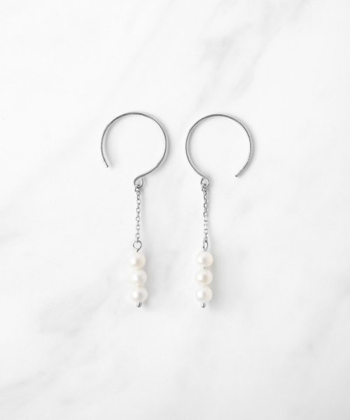 【WEB限定】FRILL PEARL SWING PIERCED EARRINGS K10ホワイトゴールド 淡水パールピアス