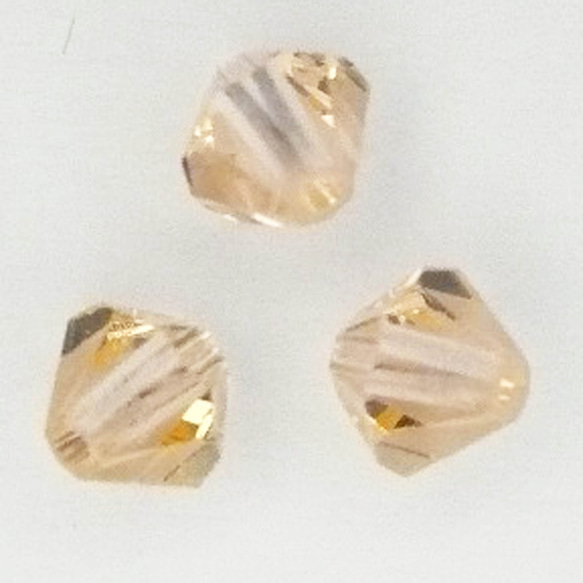 スワロフスキー＃5301　LT. PEACH（ライトピーチ）4mm 　50個