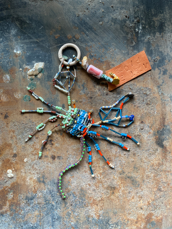 Color crab key ring