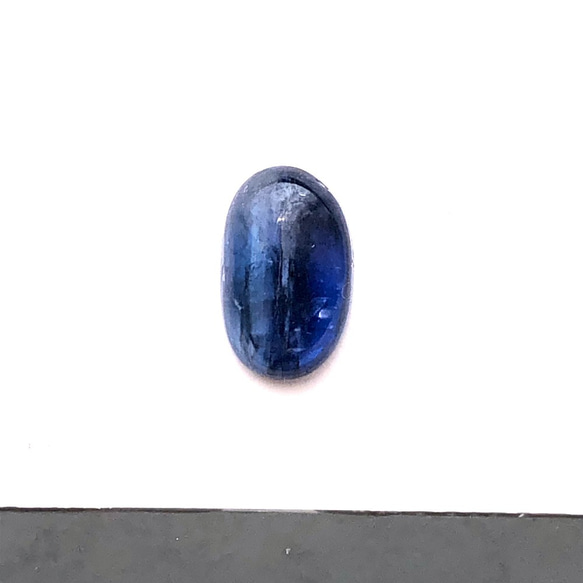 カイヤナイト[53] 11x7mm 3Cts　ルース／天然石 / カボション