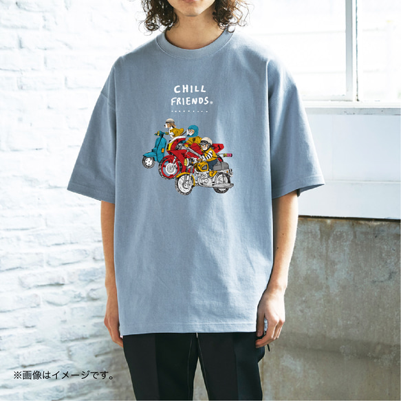 厚みのあるBIGシルエットTシャツ「CHILL FRIENDS_バイカーズ」 /送料無料