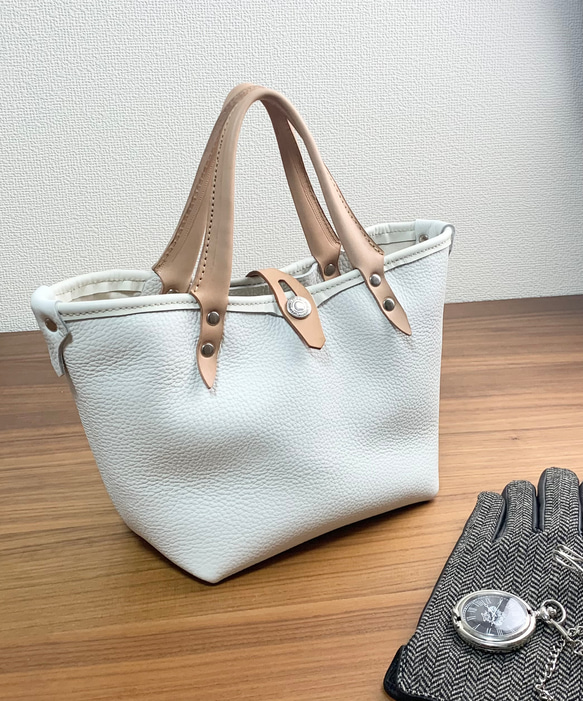 situla bag White  スィートラバック　ユニセックス