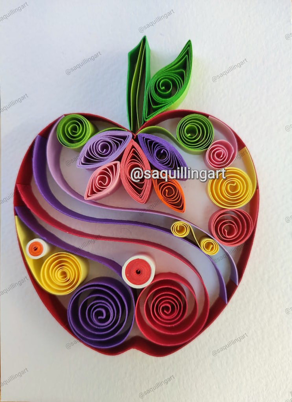 クイリングアップルフレーム/Colorful Quilling Apple Frame