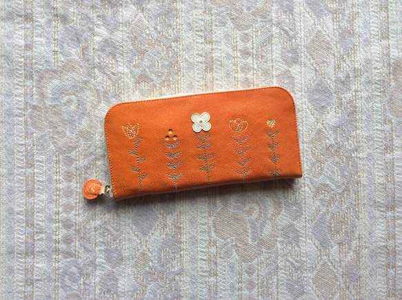 刺繍革財布『LIFE』つやORANGE（ヤギ革）☆スリムタイプ☆ラウンドファスナー型