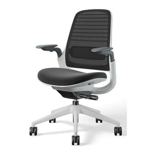 大塚家具 Steelcase(スチールケース)デスクチェア「シリーズ1」シーガルフレーム 座リコリス