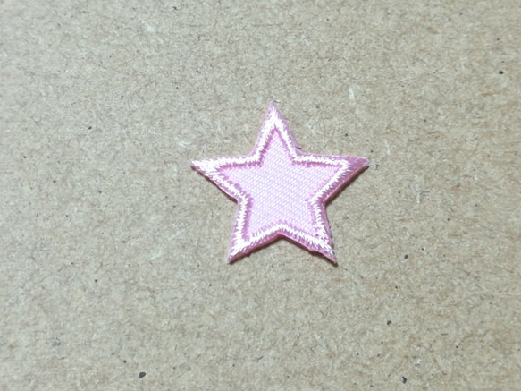 縁取り刺繍ワッペン星スター/ライトピンク・桜色