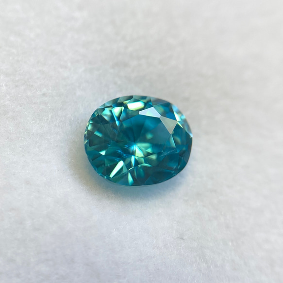 【お盆セール開催中】ブルージルコン ルース 1.14ct カンボジア産