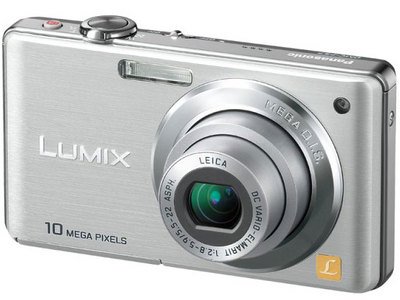 Panasonic デジタルカメラ LUMIX (ルミックス) FS7 シルバー DMC-FS7-S【中古品】