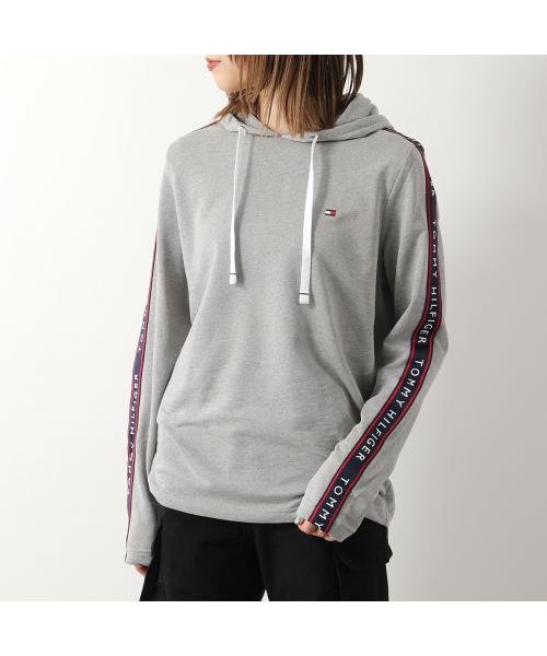 TOMMY HILFIGER パーカー 09T4256 ロゴ