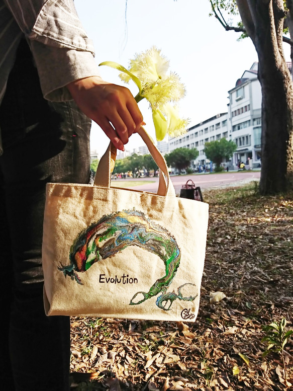 ｜ Evolution 1 ｜Hand Drawn Bag