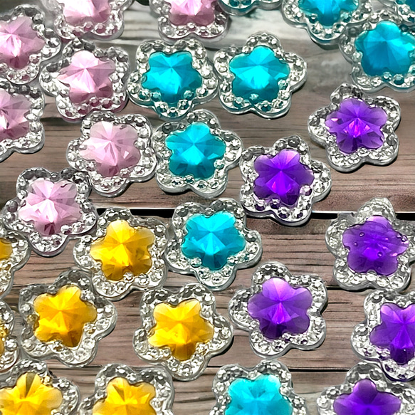 【年末の贈り物】デコパーツ アクリル 花 キラキラ 同色10個 レジン 装飾 ハンドメイド 手芸 材料 福資材 pt-2465