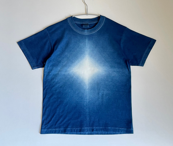 『星』 グラデーション Tシャツ 半袖 藍染 ユニセックス 【受注制作】