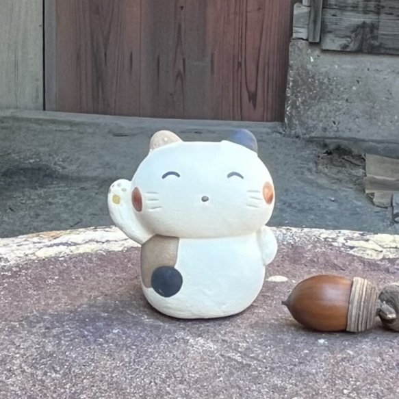 招きねこ　右（ミケ）　Ｏ-425-Ｃ　陶製/Lucky cat/招財貓/Glückliche Katze/भाग्य